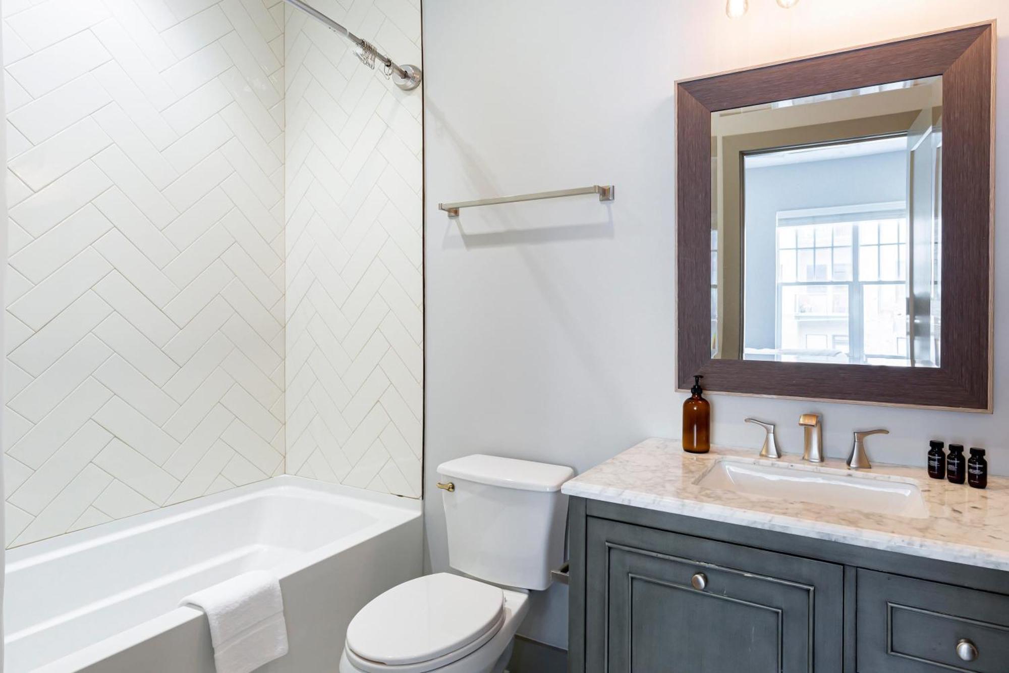 Waverly By Avantstay Nashville-Inspired Townhome W Luxury Kitchen Pool Table Zewnętrze zdjęcie