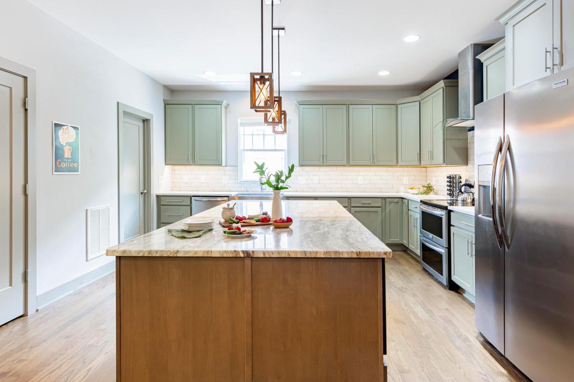 Waverly By Avantstay Nashville-Inspired Townhome W Luxury Kitchen Pool Table Zewnętrze zdjęcie